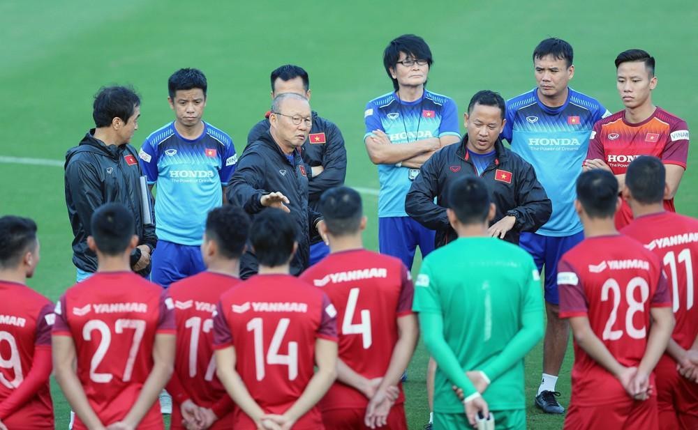 ĐT Việt Nam ‘luyện công’ 1 tuần trước khi lên đường chinh phục VL World Cup